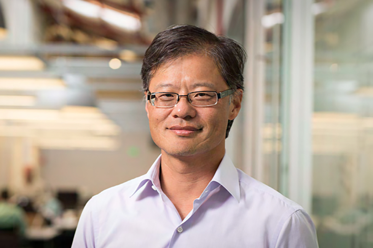 yahoo!, jerry yang uses vast resources to generously support alma mater stanford – alumni spotlight
